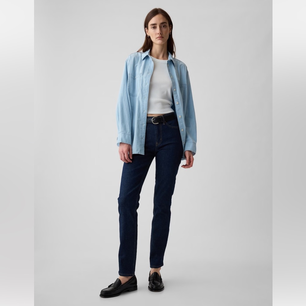 GAP Women’s Mid Rise Vintage Slim Jeans